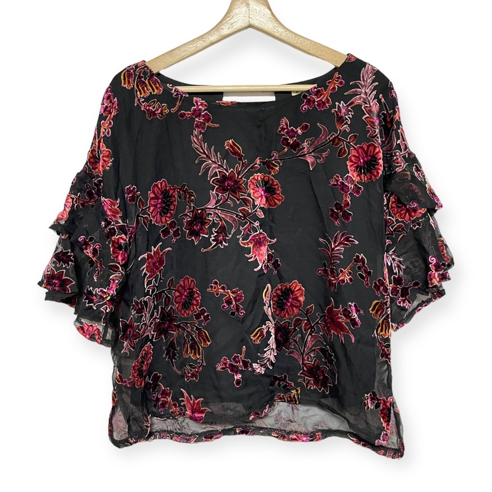 Lily White Velvet Floral Blouse Black and Pink Ruffled Sleeve Short Sleeve Top - Picture 1 of 9